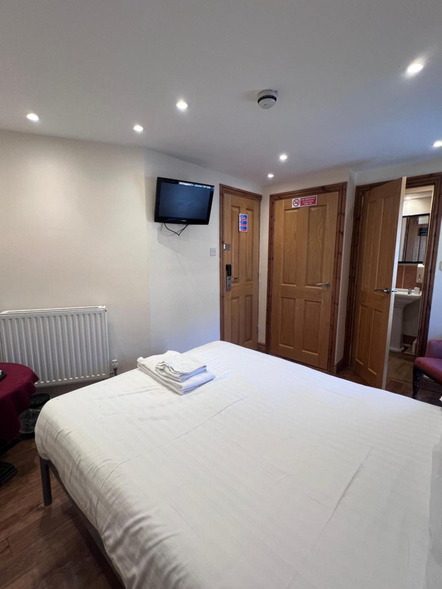 Hotel Royal Britannia 3*